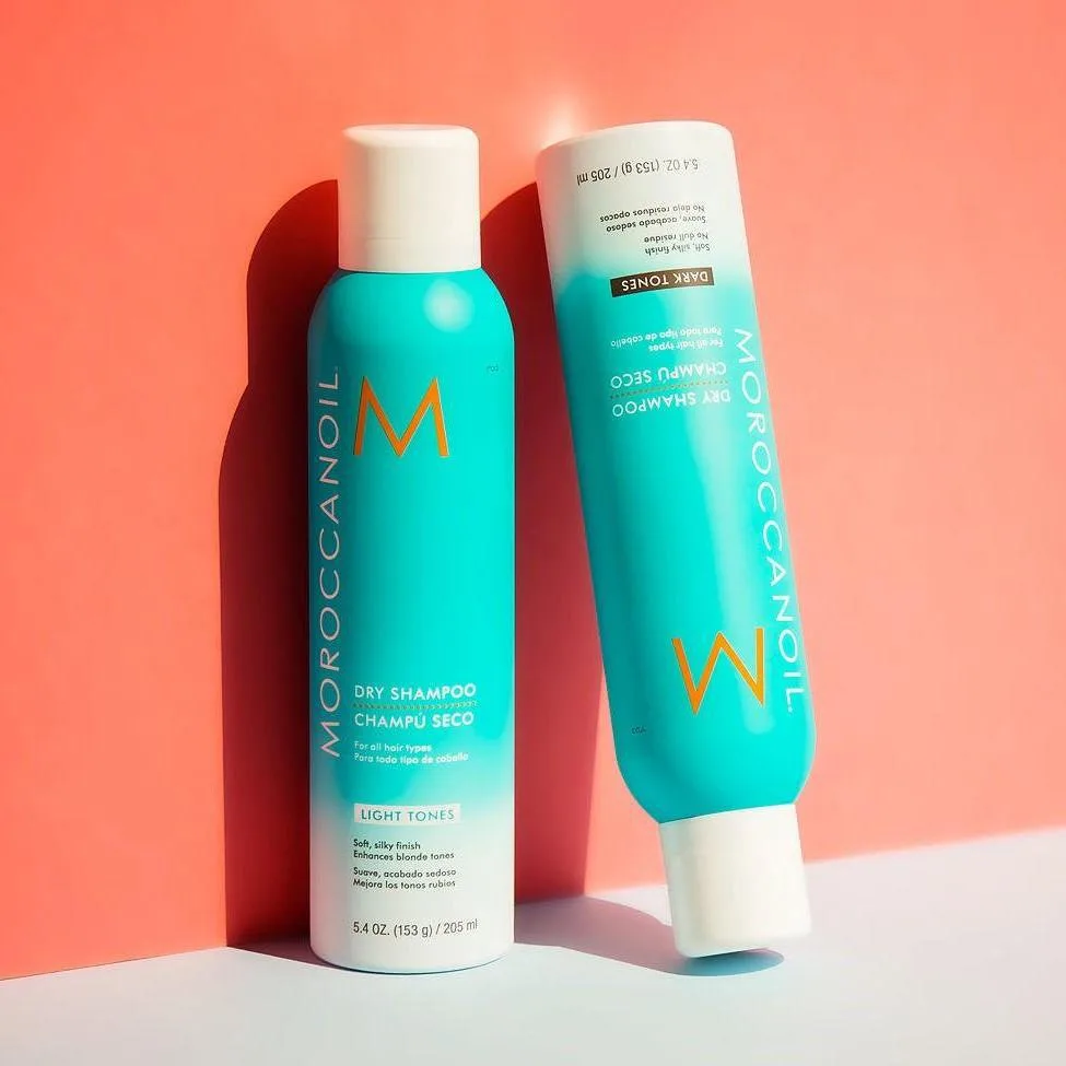 Dầu gội khô Moroccanoil. Dầu gội khô Moroccanoil.
