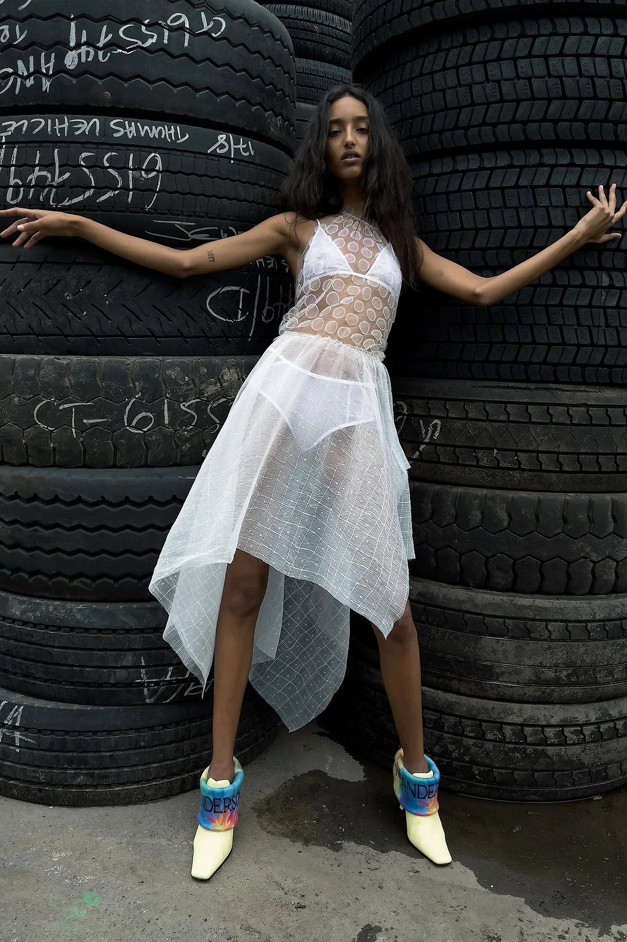 J.W Andaerson thời trang xuân hè 2022 look1