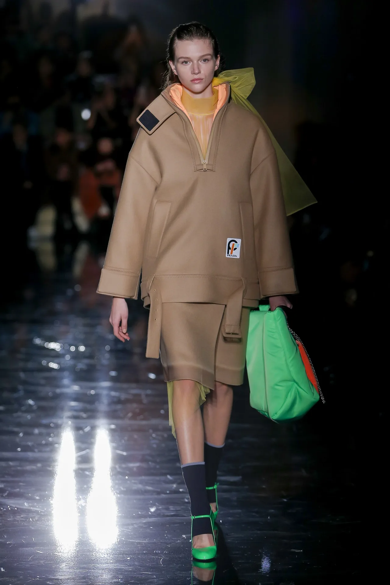 Thương hiệu Prada Thu-Đông 2018 5 Thương hiệu Prada Thu-Đông 2018 5