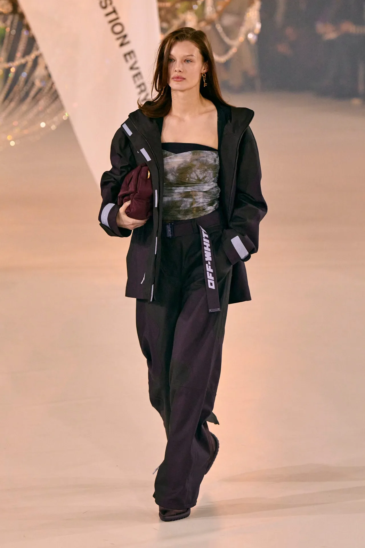 Off-White Thu Đông 2022 look 45