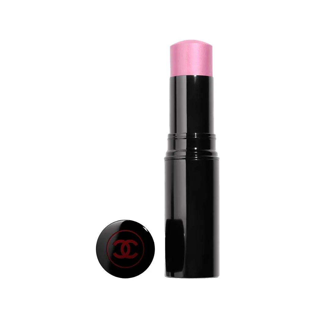 Highlighter bắt sáng CHANEL - trang điểm má hồng du xuân