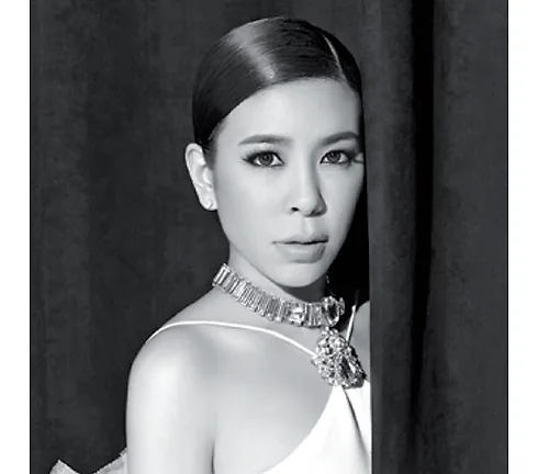 Thời trang Thái Lan: Làn sóng Made in Thailand - ELLE.VN