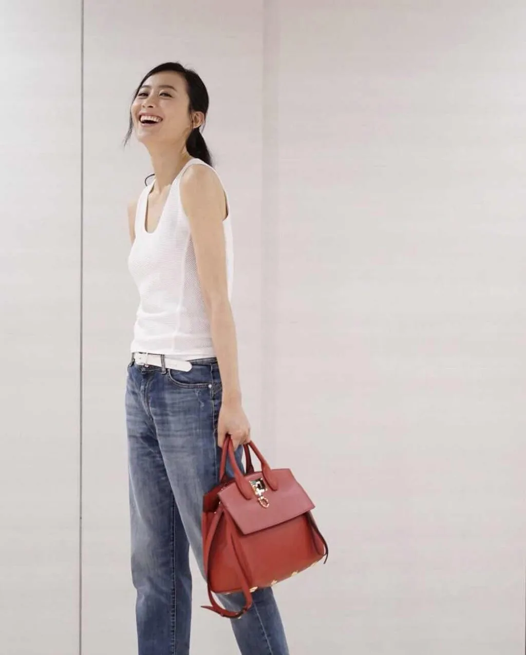 salvatore ferragamo studio bag (13) salvatore ferragamo studio bag (13)