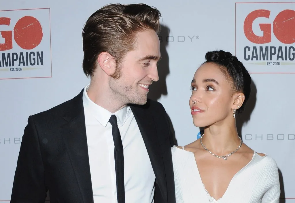 bạn gái Robert Pattinson bạn gái Robert Pattinson