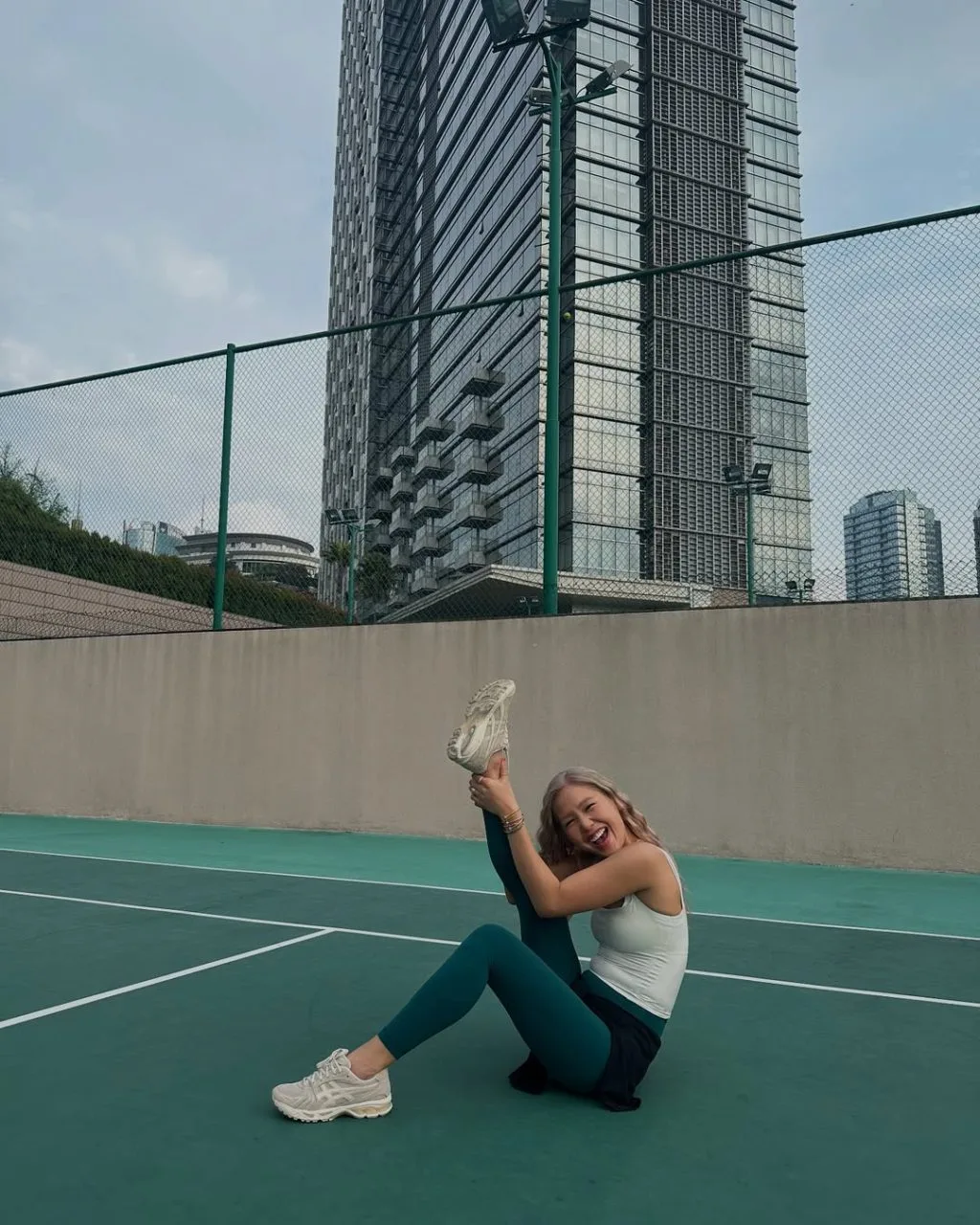 Sport chic trở thành lựa chọn đầy duyên dáng cho ngày Hè