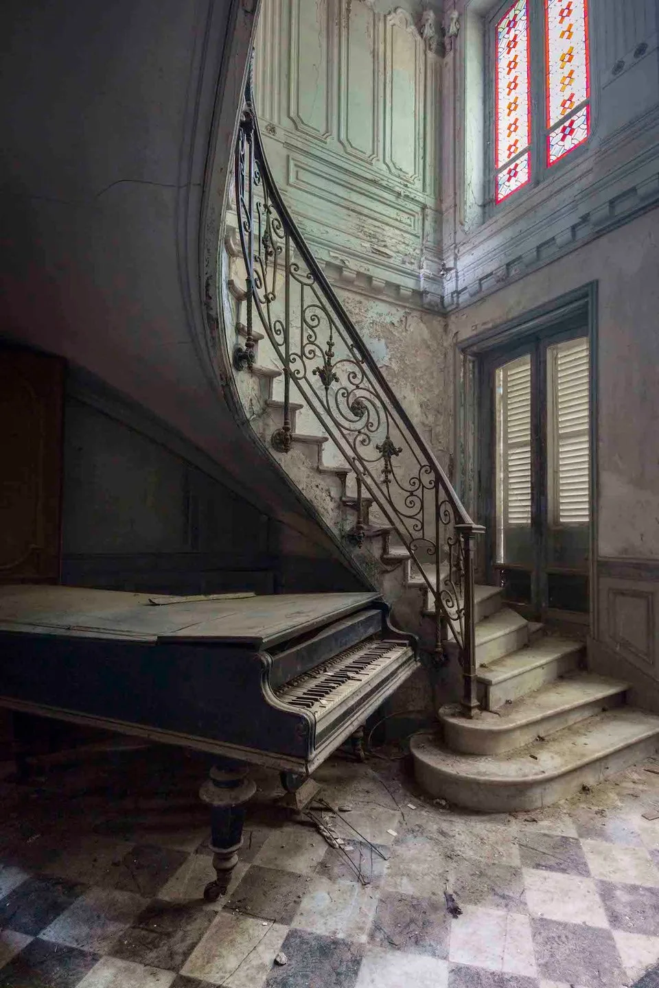 Ảnh piano cũ 10