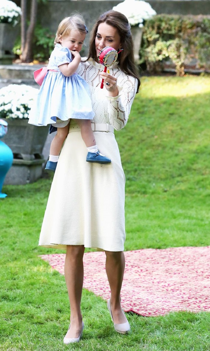 ELLE Việt Nam - 8 lần diện đẹp chuẩn “biên tập viên thời trang” của công nương Kate Middleton (5) ELLE Việt Nam - 8 lần diện đẹp chuẩn “biên tập viên thời trang” của công nương Kate Middleton (5)