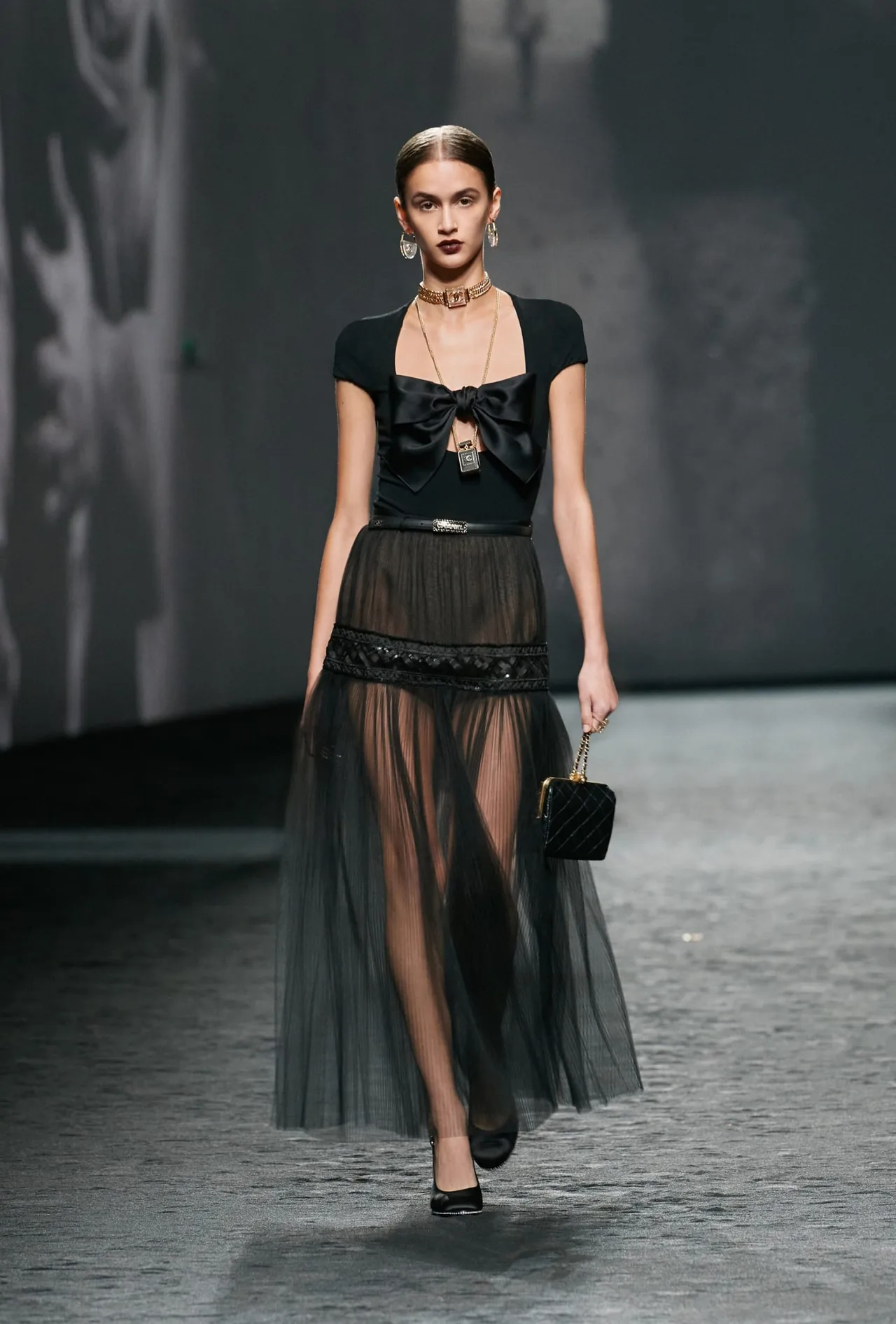 CHANEL Xuân Hè 2023 Ready to Wear look 64