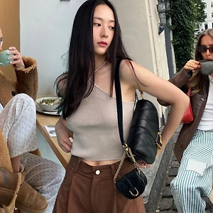 Thưởng thức “vị ngọt” của mùa Thu cùng xu hướng thời trang latte