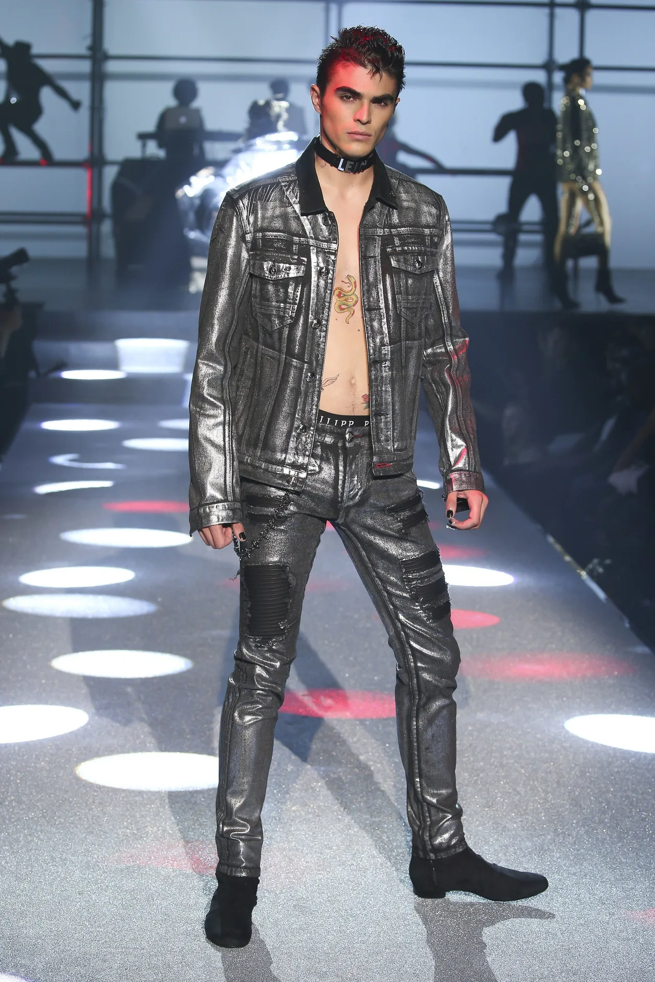 5 BST nổi bật trong ngày trình diễn thứ ba của NYFW Spring 2018 5 BST nổi bật trong ngày trình diễn thứ ba của NYFW Spring 2018