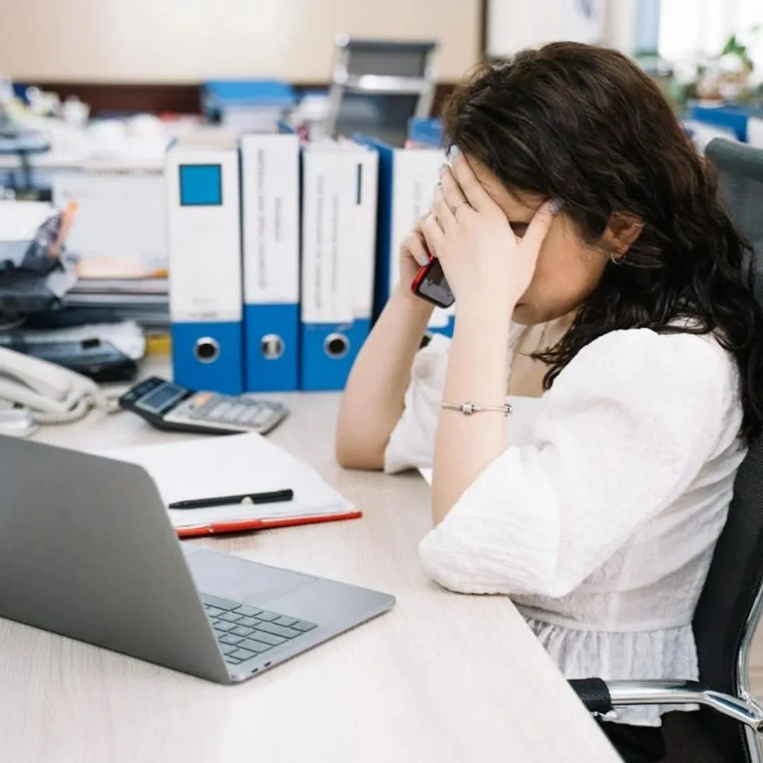 Stress ảnh hưởng đến làn da công sở