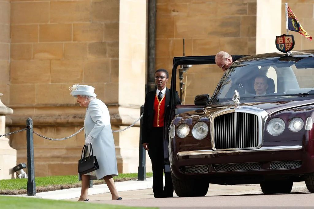 Nữ hoàng Elizabeth II tại đám cưới công chúa Eugenie Nữ hoàng Elizabeth II tại đám cưới công chúa Eugenie