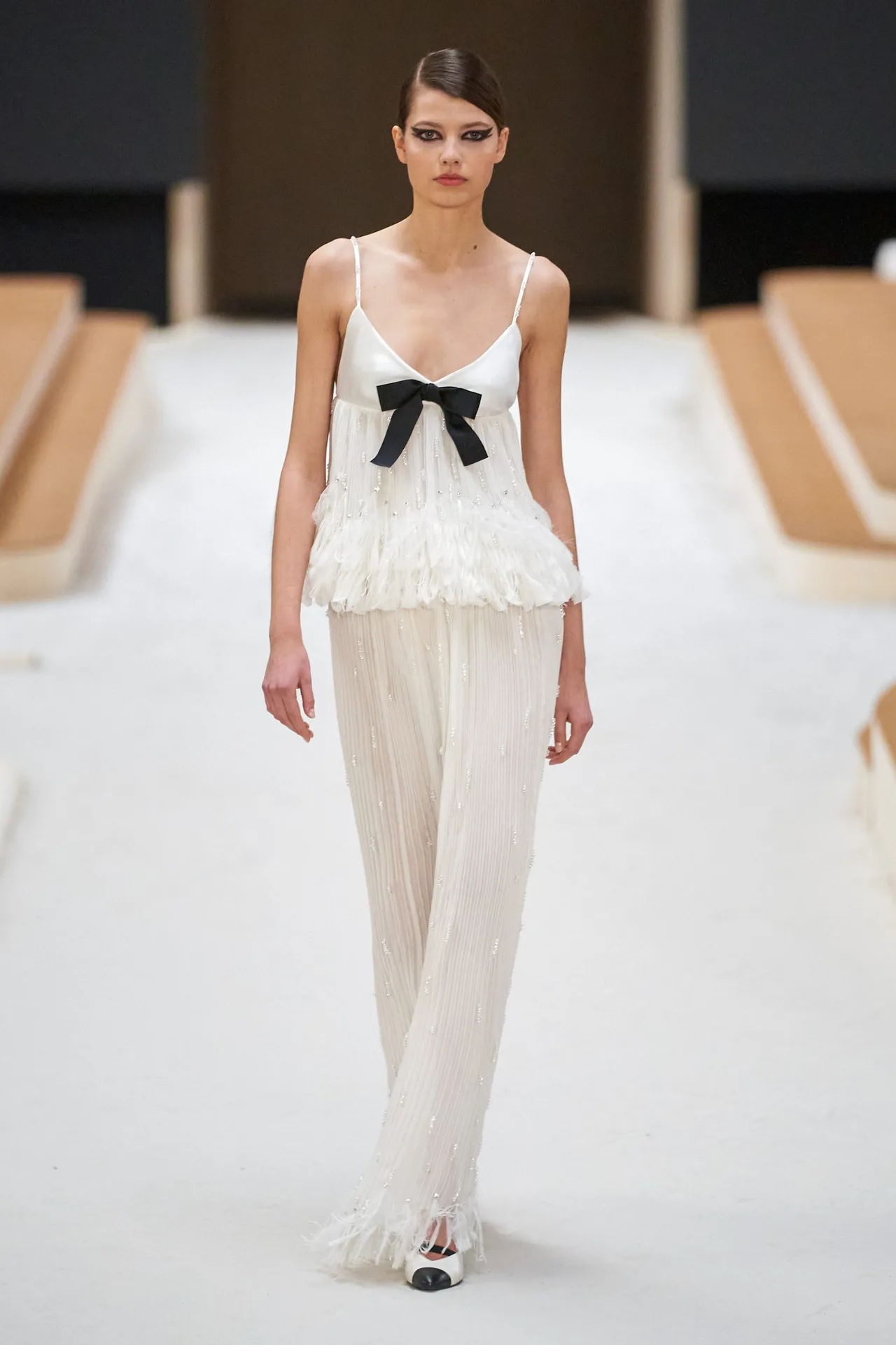 Chanel Couture Xuân Hè 2022 look 44