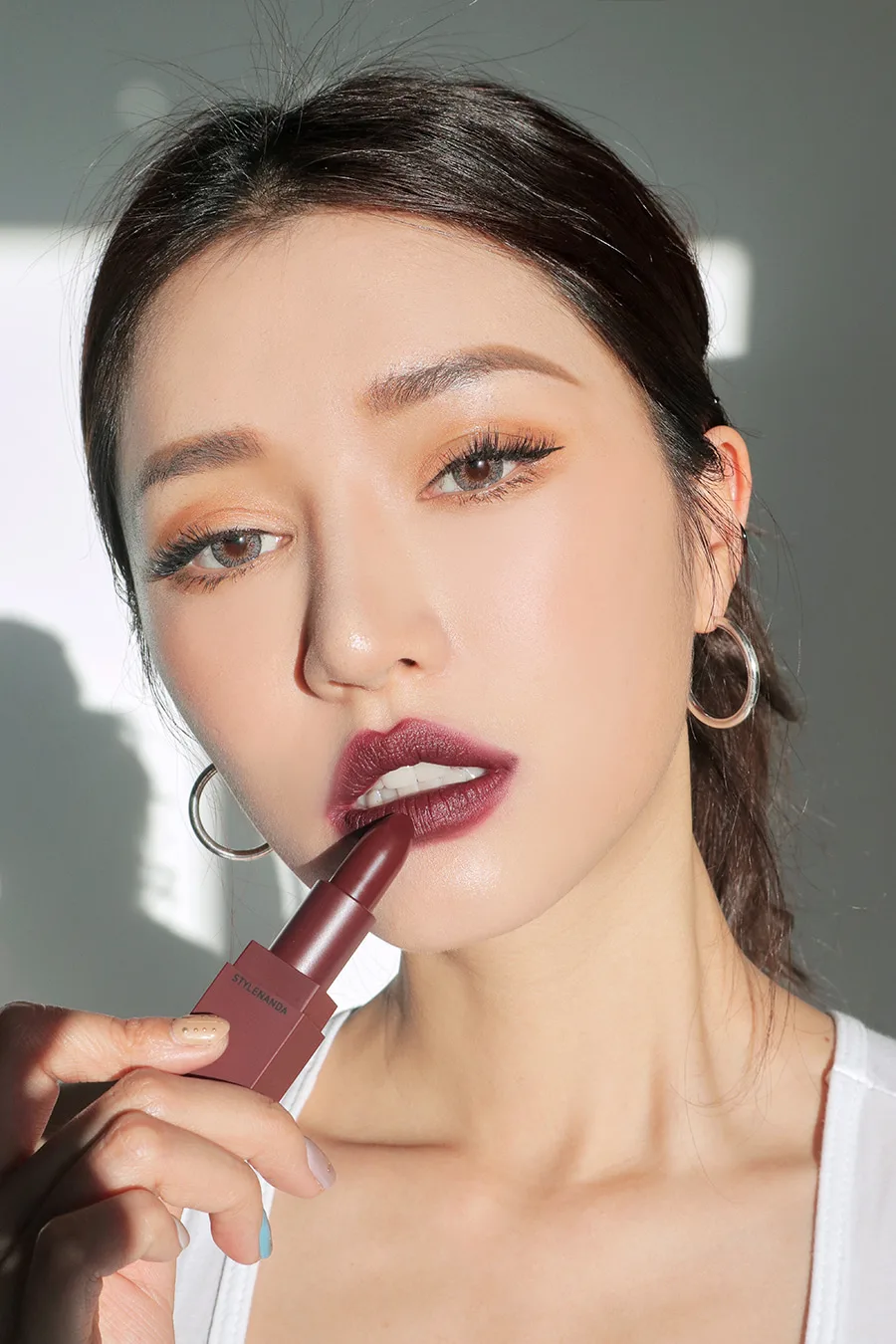 xu hướng son môi màu trầm 7 xu hướng son môi màu trầm 7