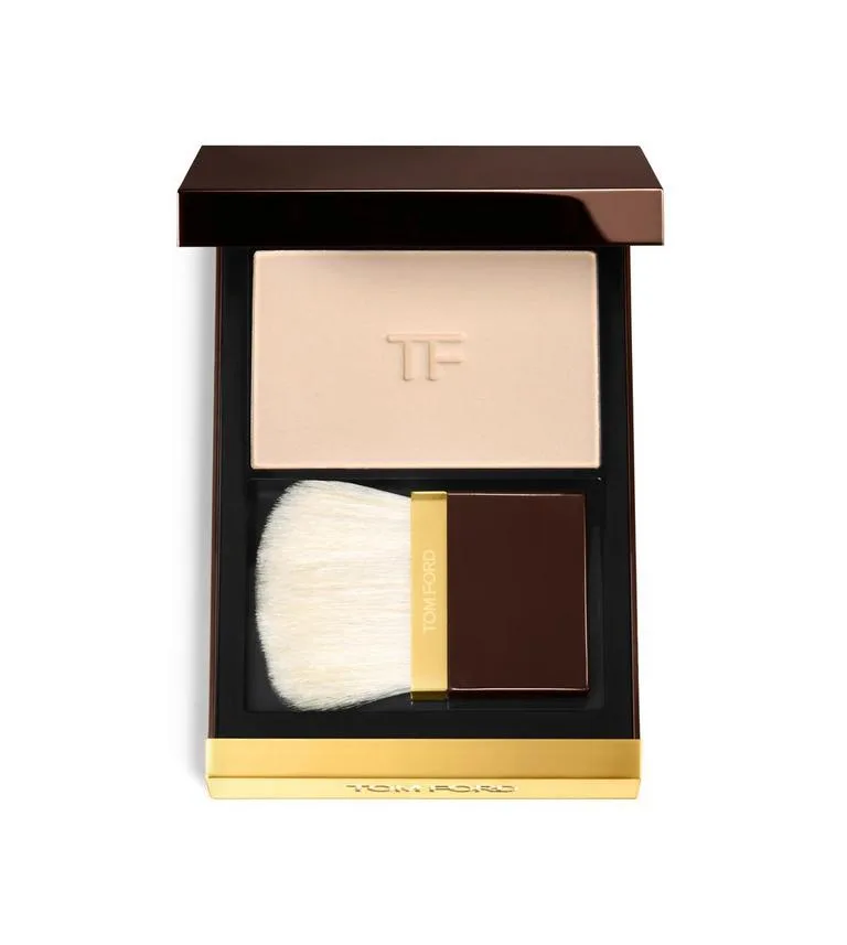 Trang điểm bắt sáng Tom Ford