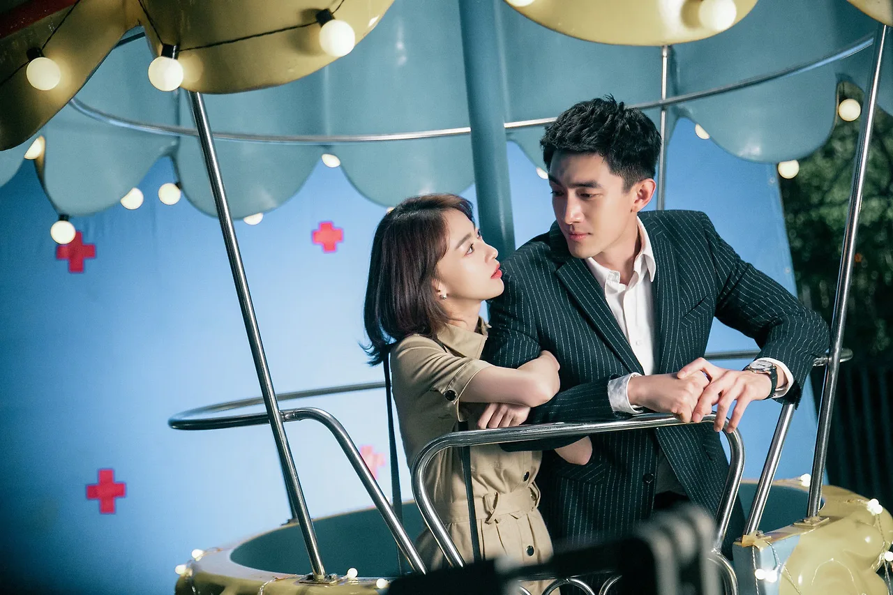 poster phim nữ hoàng mặc cả