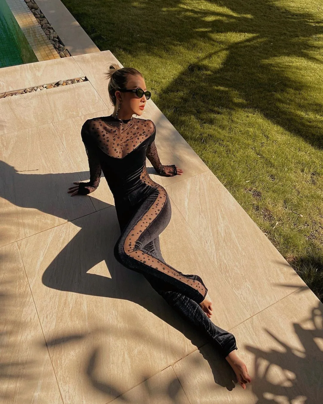 quỳnh anh shyn bodysuit