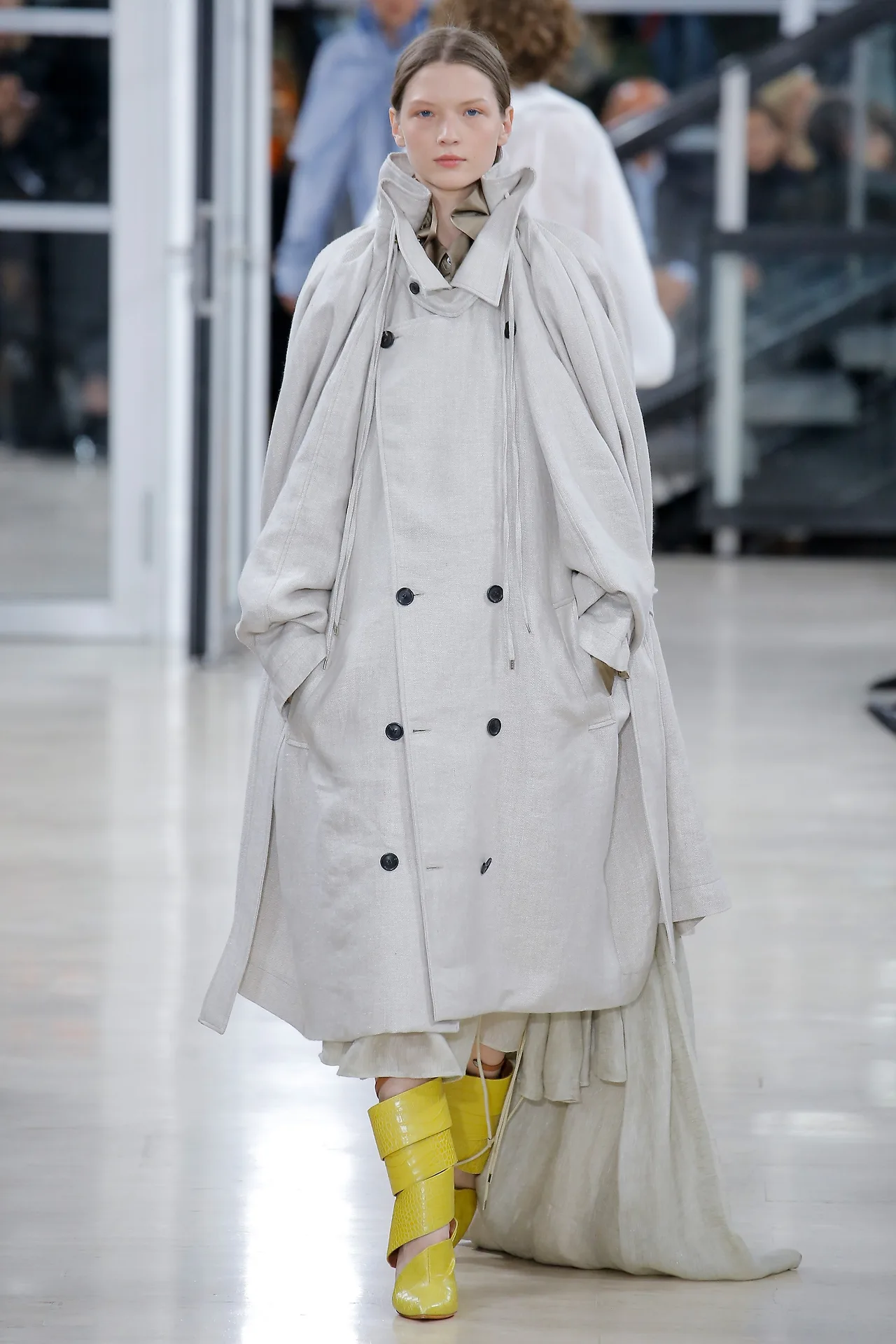 Paris Fashion Week Spring 2018 Y/Project: Sự sáng tạo không ngừng nghỉ