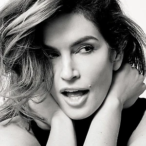 Siêu mẫu Cindy Crawford chưa có ý định giải nghệ ở tuổi 50