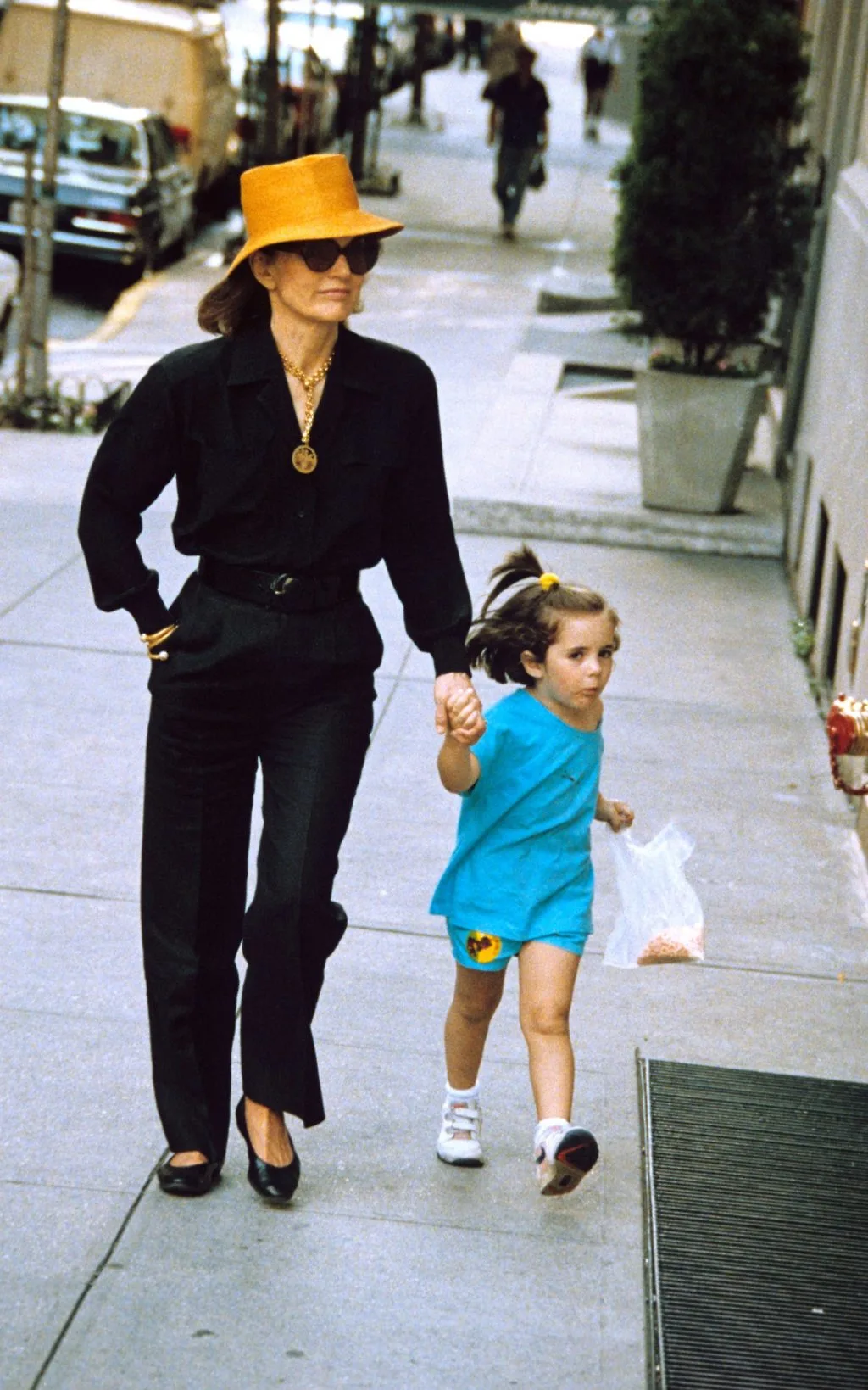 Đệ nhất Phu nhân Jackie Kennedy - biểu tượng thời trang Nhà Trắng sống mãi với thời gian 16 biểu tượng thời trang Jackie Kennedy 13