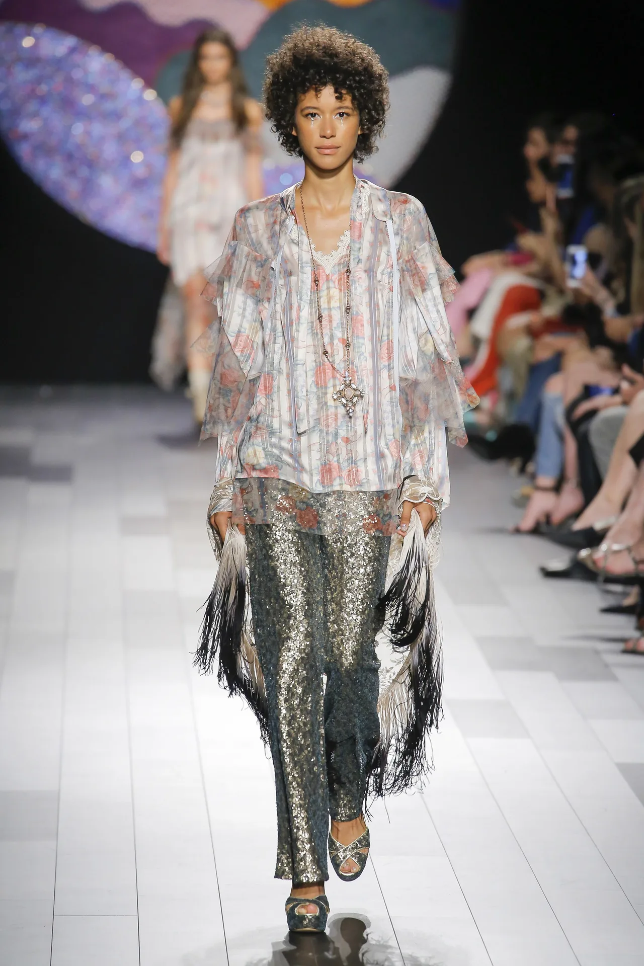 5 BST nổi bật trong ngày trình diễn thứ năm của NYFW Spring 2018