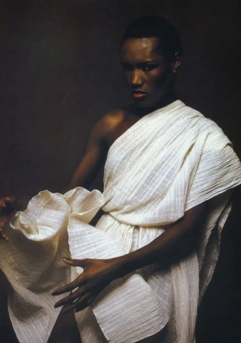 Grace Jones với Issey Miyake