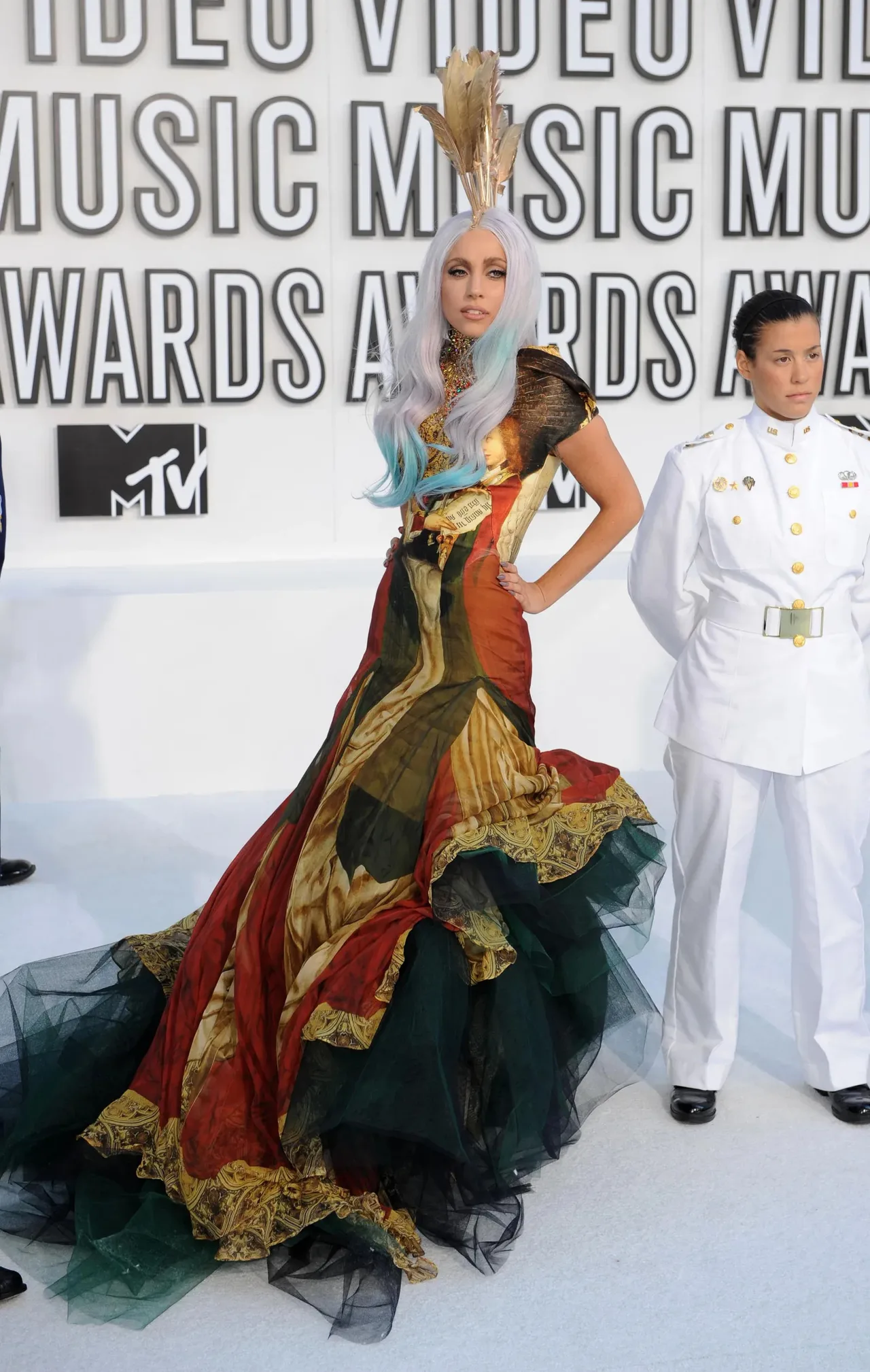 lady gaga-vay-avant-garde