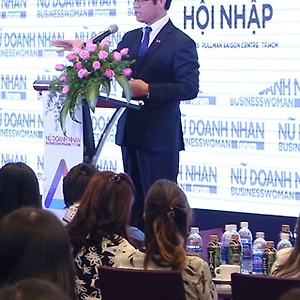 dien dan nu doanh nhan, san sang hoi nhap 2015.jpg