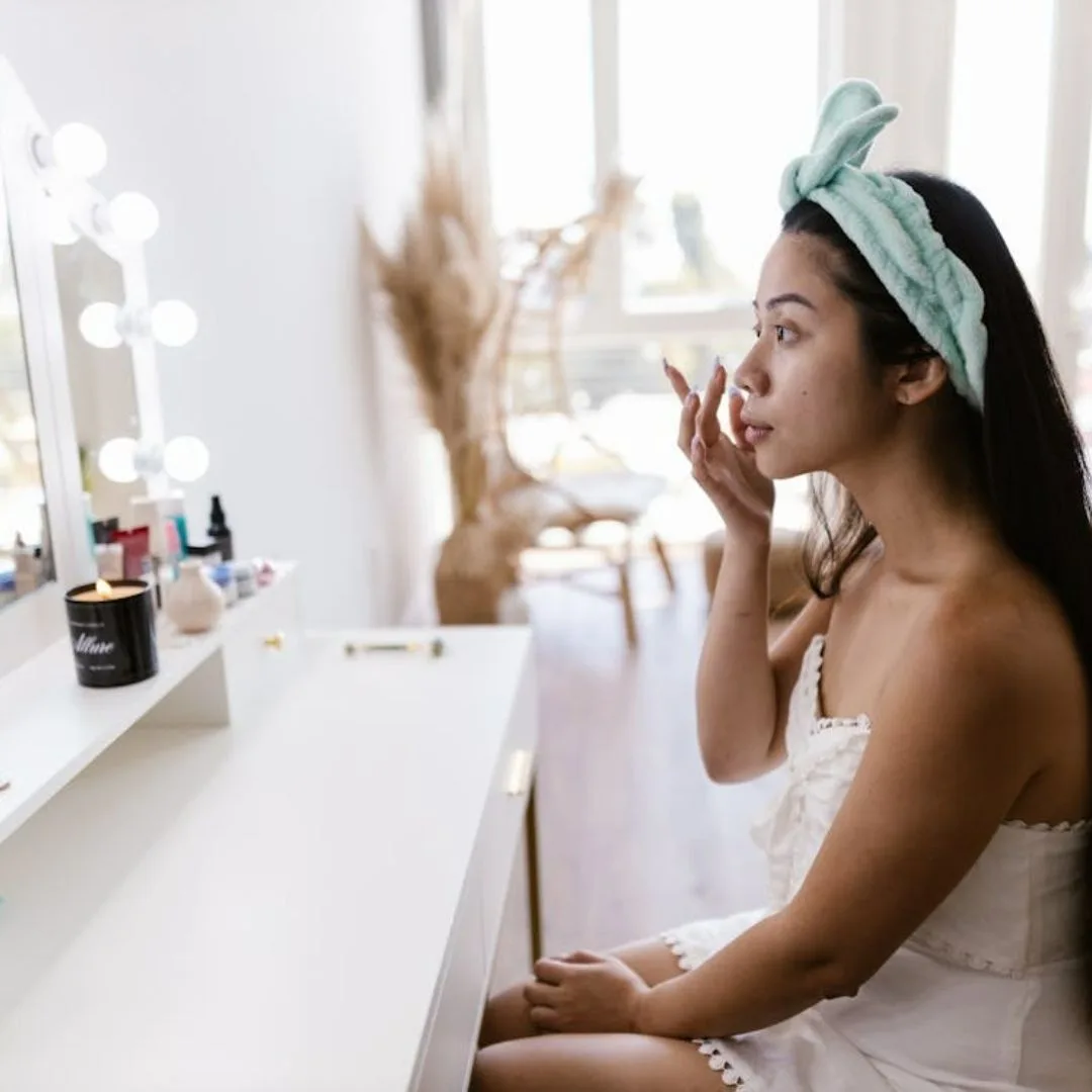 Bạn nên dưỡng da với thời gian đủ để đạt được lớp nền căng mịn