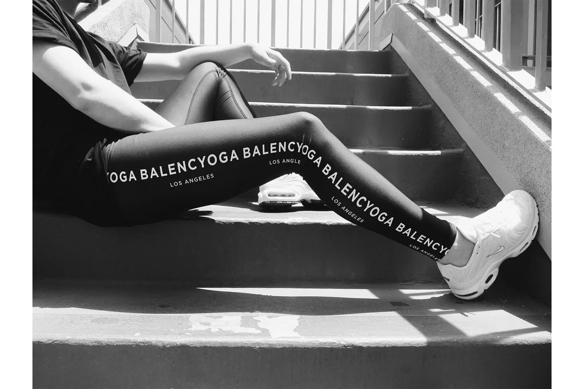 BALENCYOGA - elle Vietnam