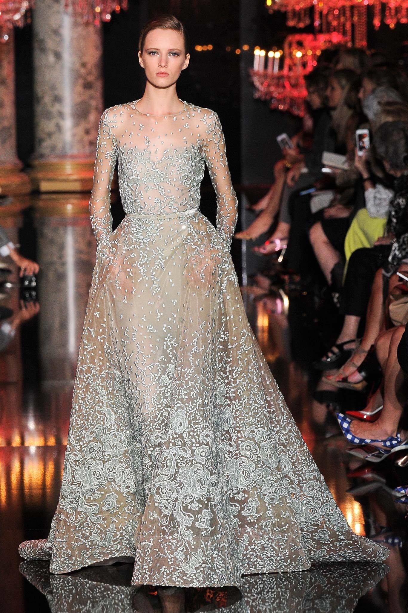 Elie Saab cùng giấc mơ tôn vinh người phụ nữ - ELLE VN