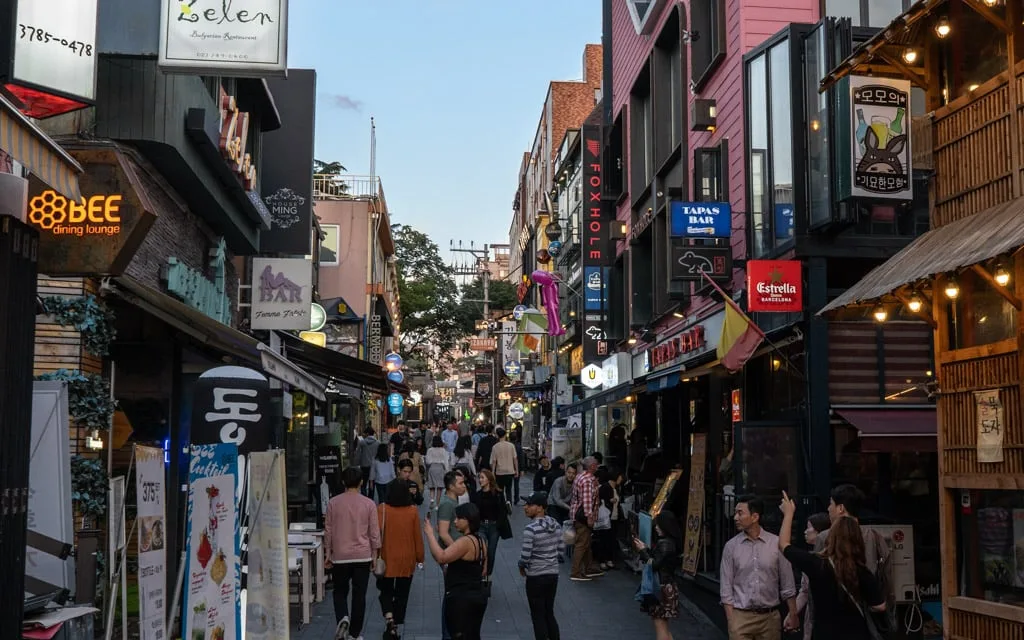 Phố Itaewon Seoul