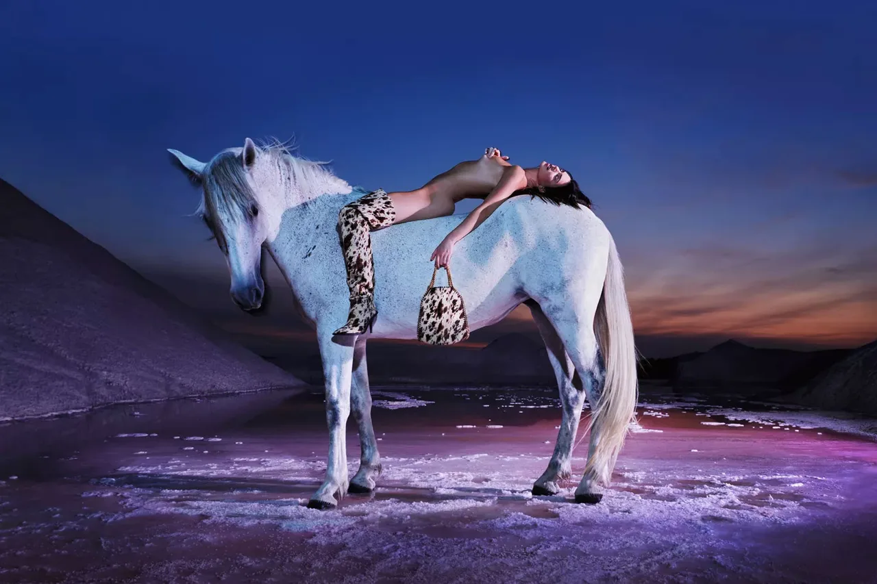 kendall jenner Stella McCartney thời trang