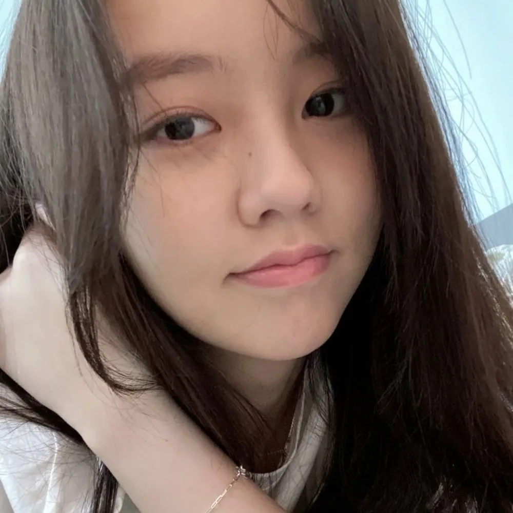 Làn da mộc không tì vết của nữ diễn viên phim Good Boy.