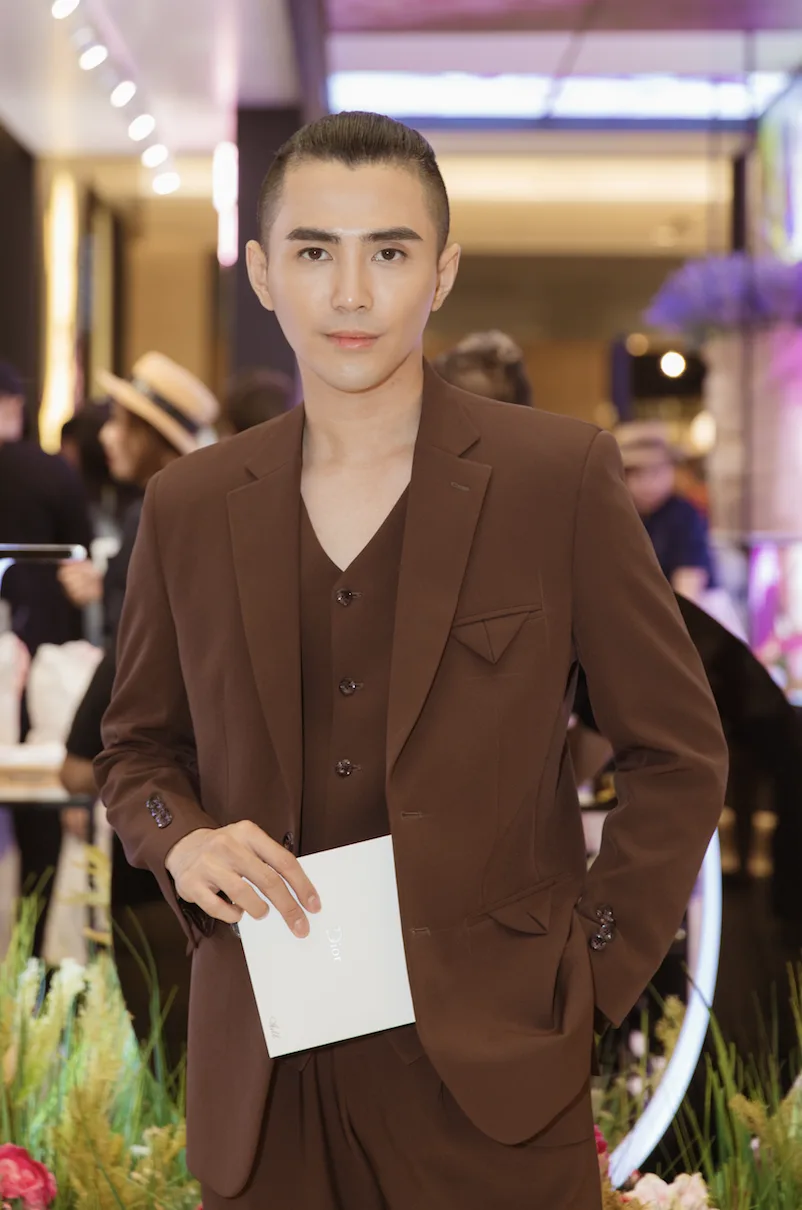 Will đi triển lãm nước hoa