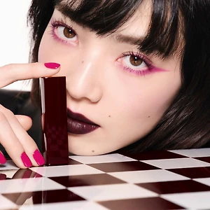 Chanel Rouge Noir – Câu chuyện về một sắc màu huyền thoại