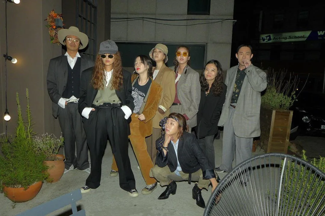 Son Dam Bi dress code menswear tiệc sinh nhật