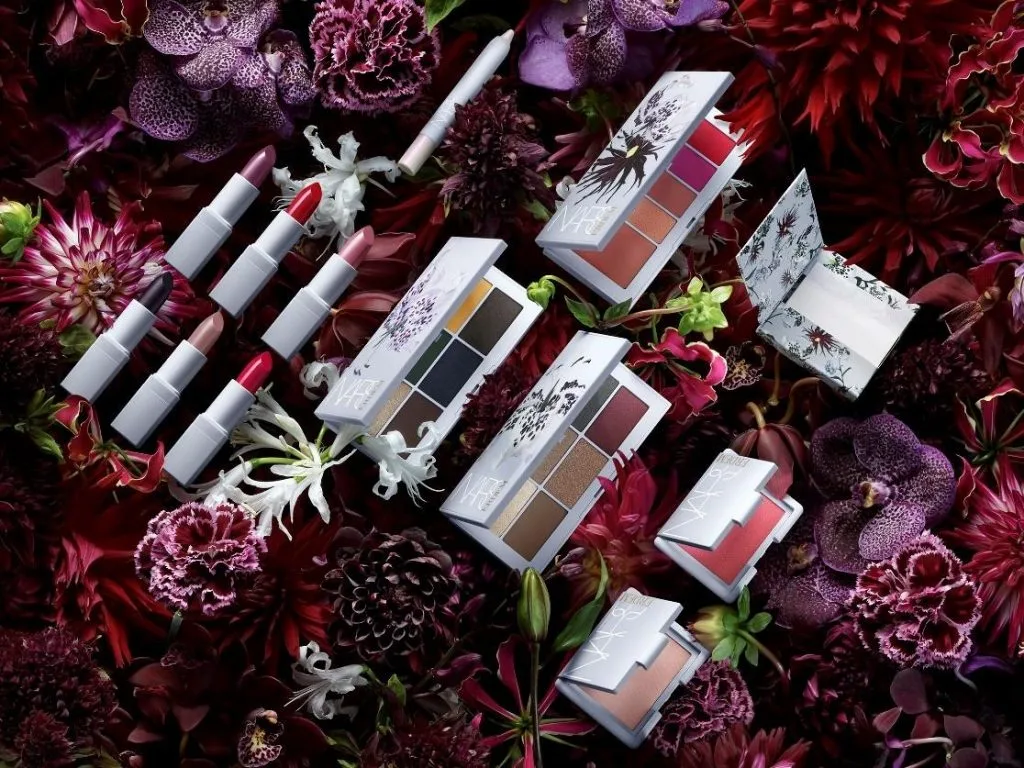 Phấn môi Poison Rose – Xu hướng son không thể bỏ lỡ trong mùa hè 2018 Phấn môi Poison Rose – Xu hướng son không thể bỏ lỡ trong mùa hè 2018
