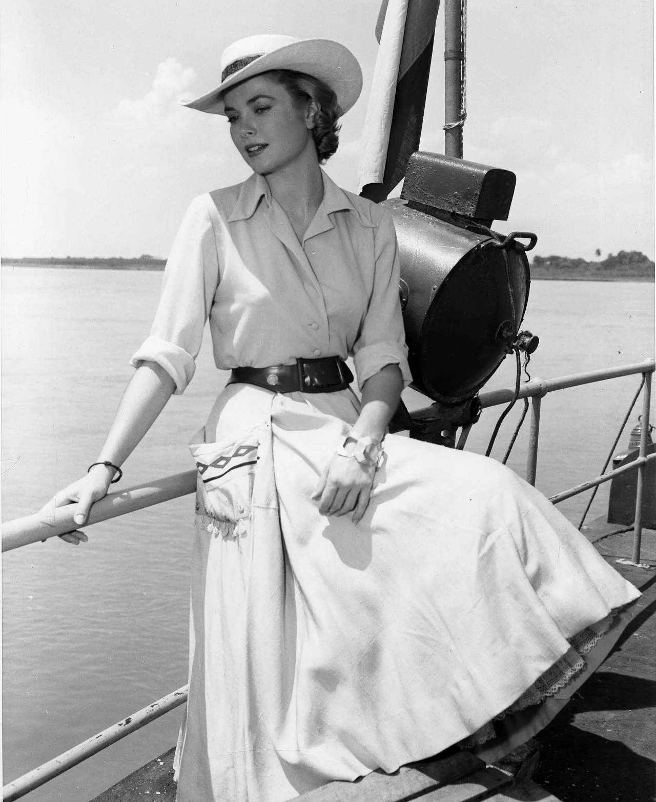 grace kelly đồ vintage
