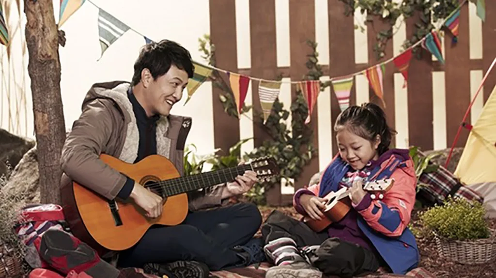 Chuyên trị những vai phản diện, nhưng Jung Woong In ngoài đời lại rất mực thương con