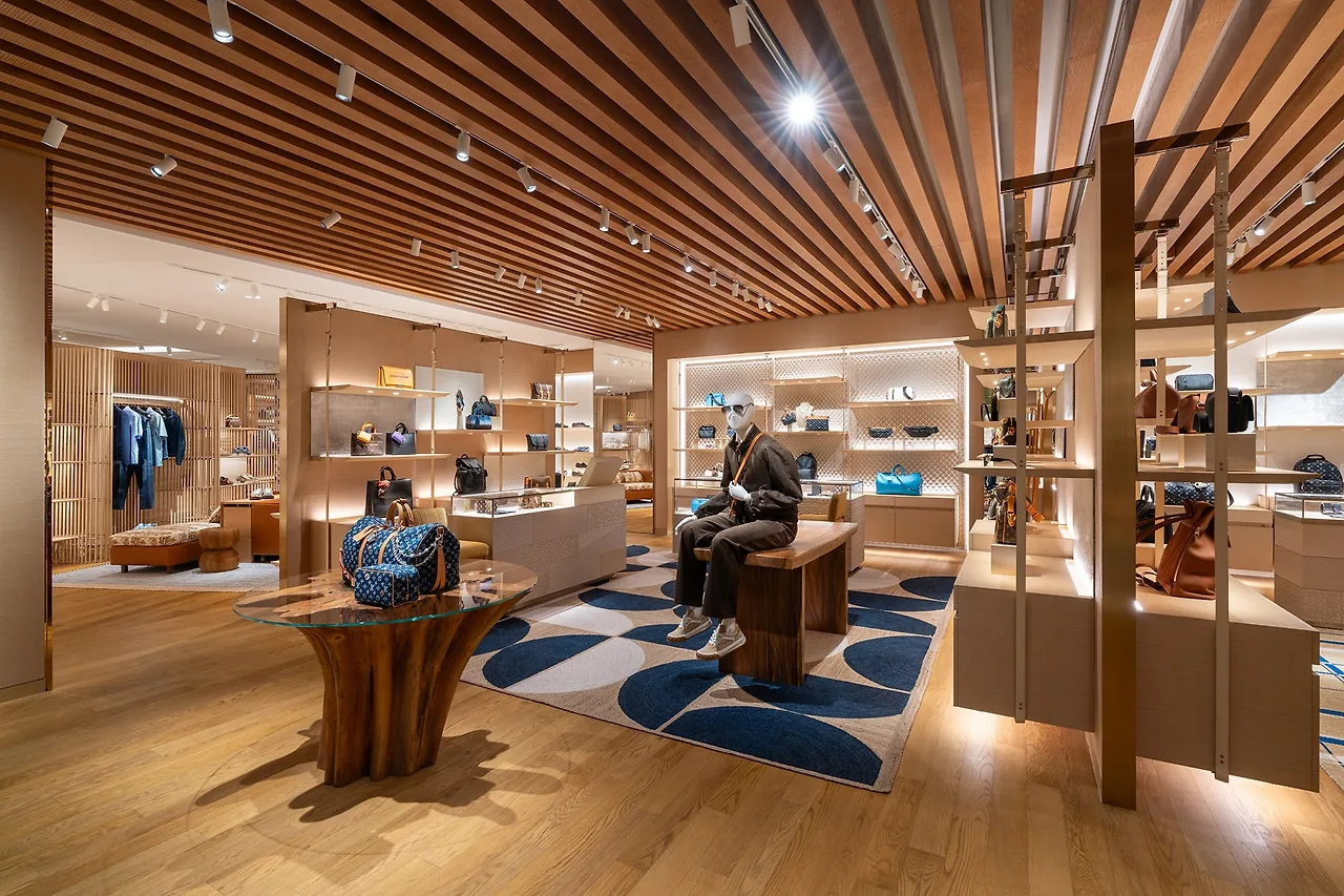 Louis Vuitton ra mắt không gian mua sắm dành riêng cho nam giới đầu tiên tại Việt Nam, tọa lạc tại Saigon Centre
