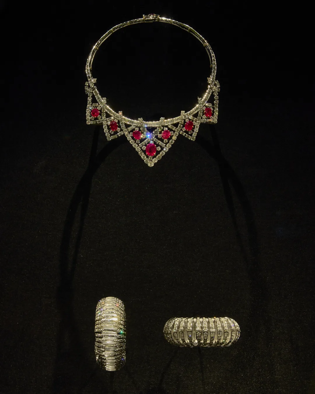 Chiếc vòng cổ ruby và kim cương năm 1951 từng thuộc về Elizabeth Taylor