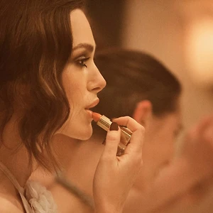 Vẻ đẹp đậm chất Anh của nàng tiên “kẹo ngọt” Keira Knightley