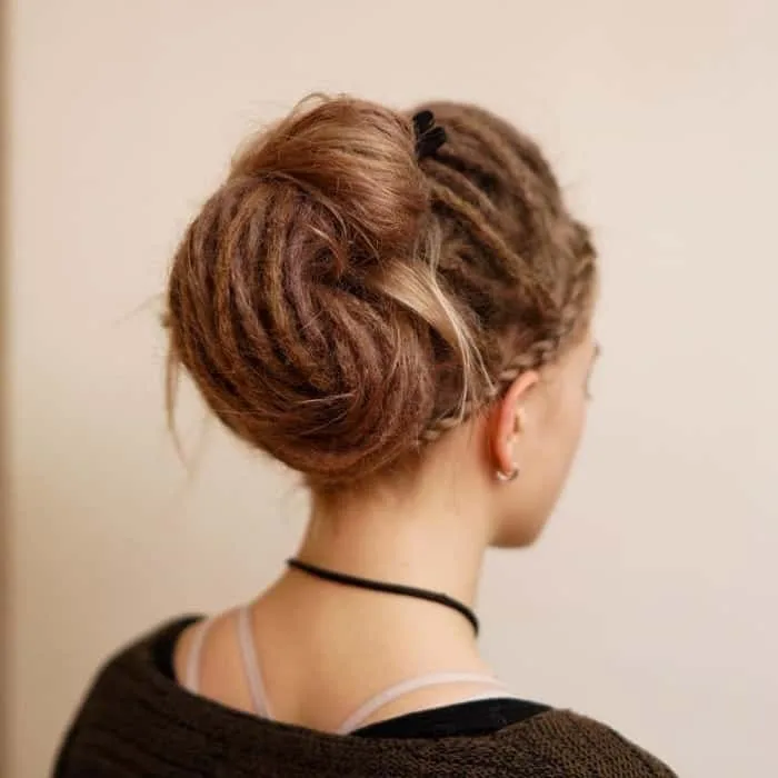 hairstylecamp Kiểu tóc Dreadlock Bun