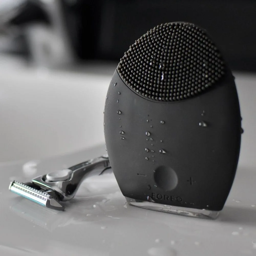 top-10-may-rua-mat-nam-tot-2021-FOREO-LUNA-3-ELLE-Man..jpg