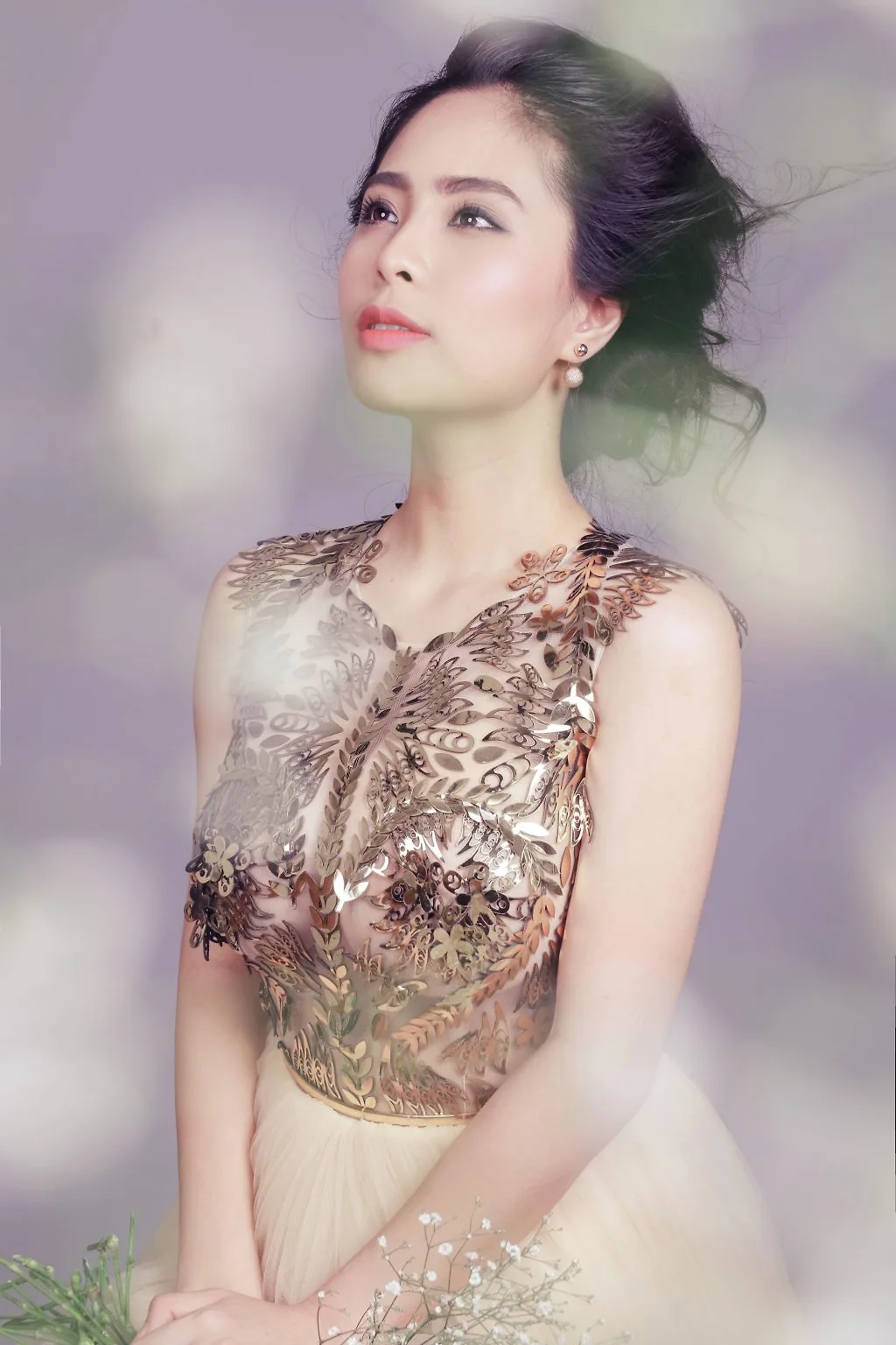 Ca trù không đủ cho Kiều Anh vùng vẫy nên mới đây cô đã quyết định thử sức mình ở thể loại nhạc Pop. 
