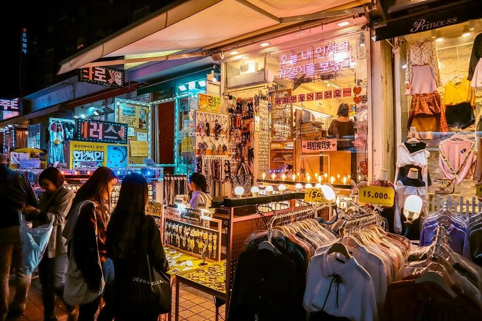 Mua sắm ở phố Hongdae Seoul