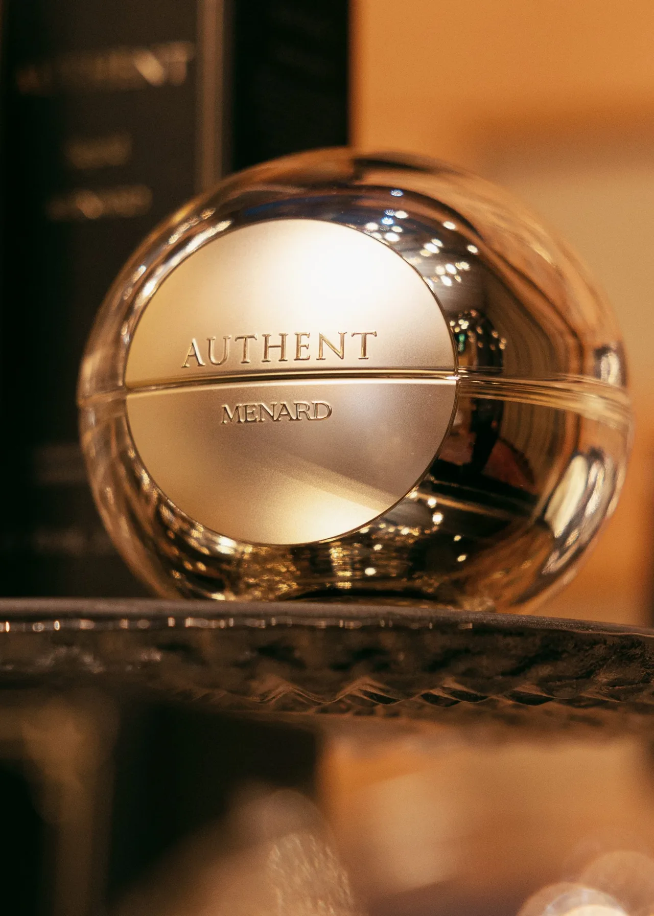 Menard Authent Cream