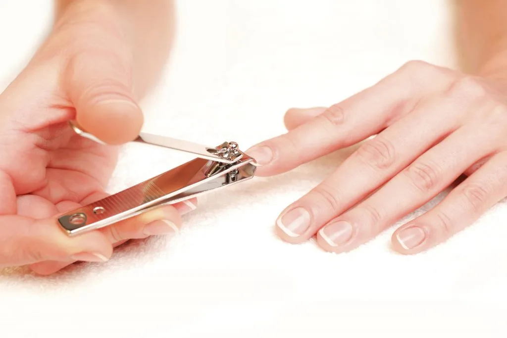 giữ sơn móng tay bền màu 4 giữ sơn móng tay bền màu 4