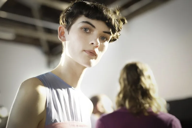 Phong cách làm đẹp độc đáo tại Paris Fashion Week Xuân-Hè 2017 ELLE VN